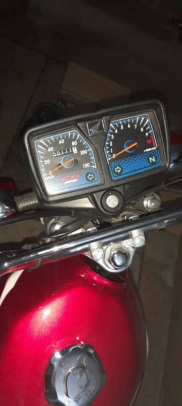 honda 125 new showroom condition 4