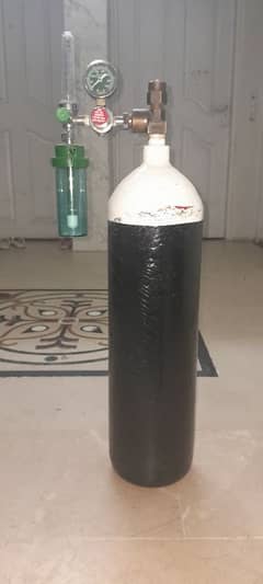 oxygen cylinder