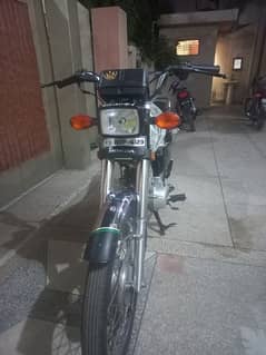 Honda 125 2023