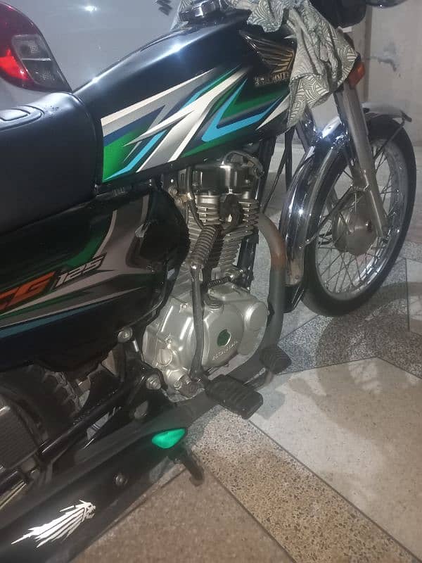 Honda 125 2023 3