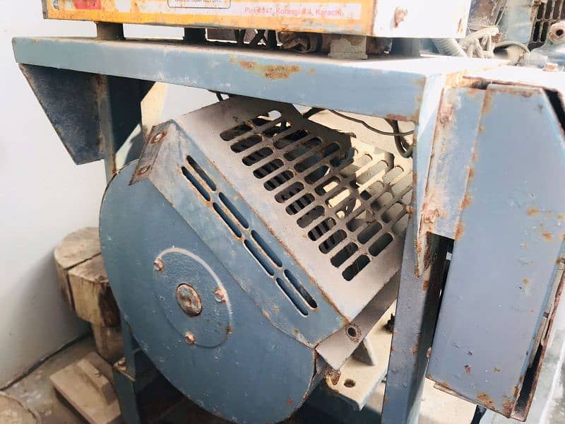 GENERATOR FOR SALE. . 4