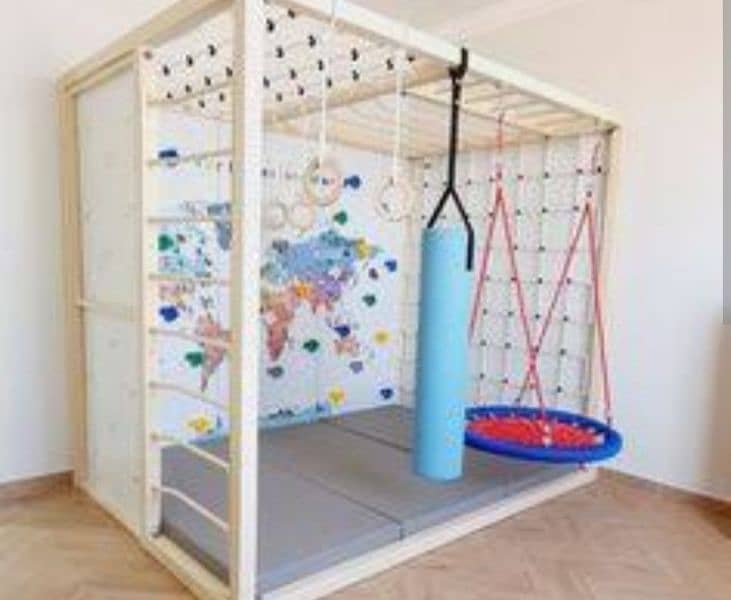 jungle gym and it's activities like climbing holds etc available 14
