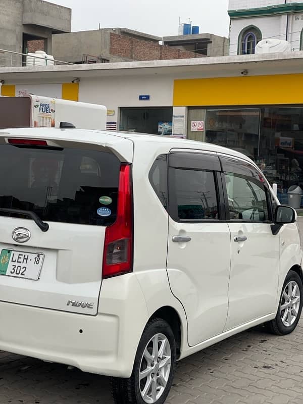 Daihatsu Move 2016 1