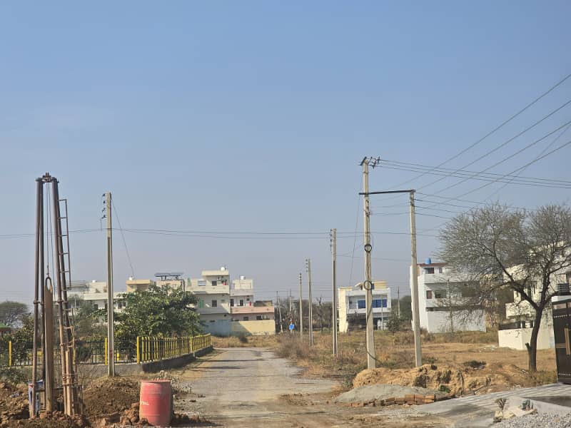 5 Marla level sun face Plot Near to park and market having good access and location For sale 5 Marla level sun face Plot Near to park and market having good access and location For sale 5