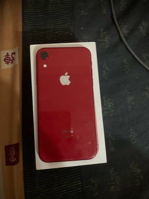 iPhone XR 1