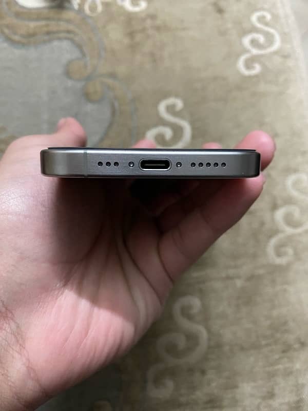 Iphone 15 pro Jv 128 gb 3