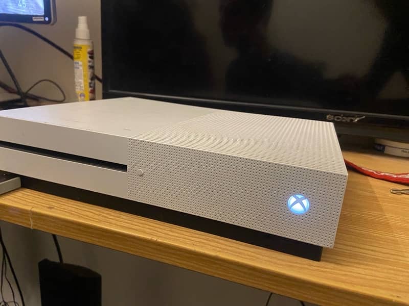 Xbox One s 5