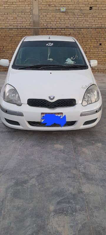 Toyota Vitz 2002 3