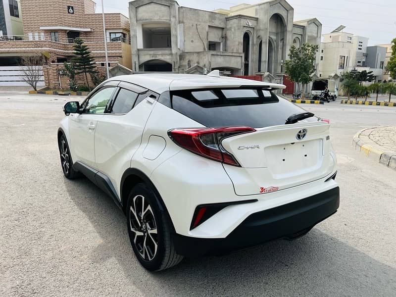 Toyota C-HR 2018/23 Exchange possible 5