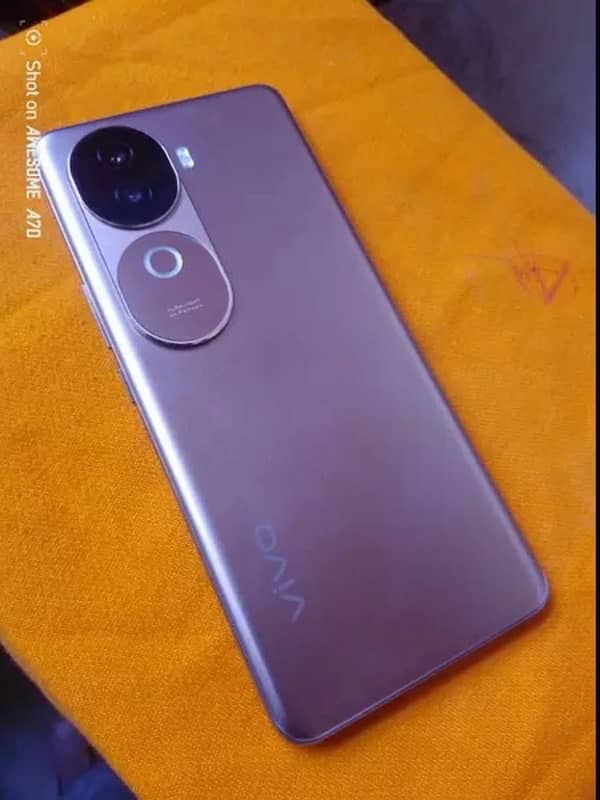 vivo v40e 8+8=256 0