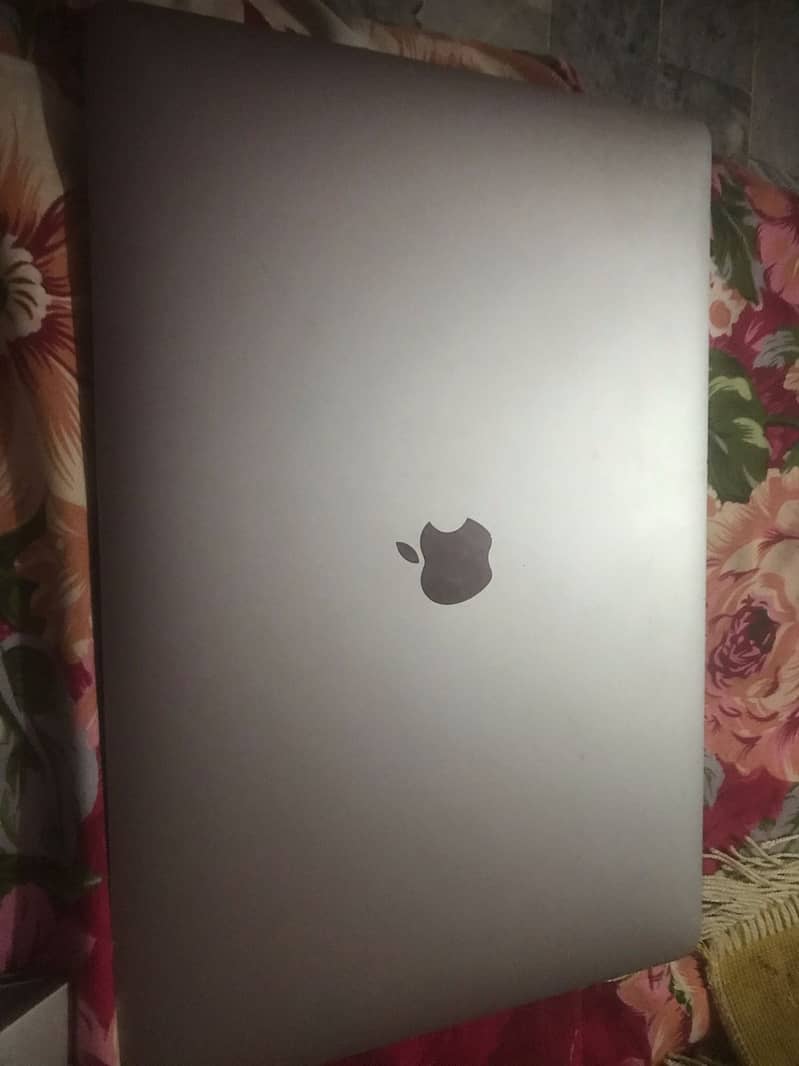 Macbook Pro 2019 8