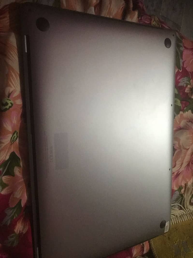 Macbook Pro 2019 9