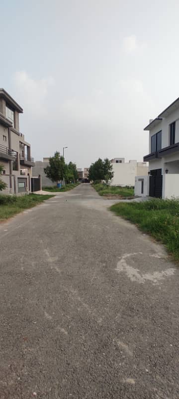 5 MARLA P BLOCK PRIME LOCATION PLOT DHA RAHBAR 1