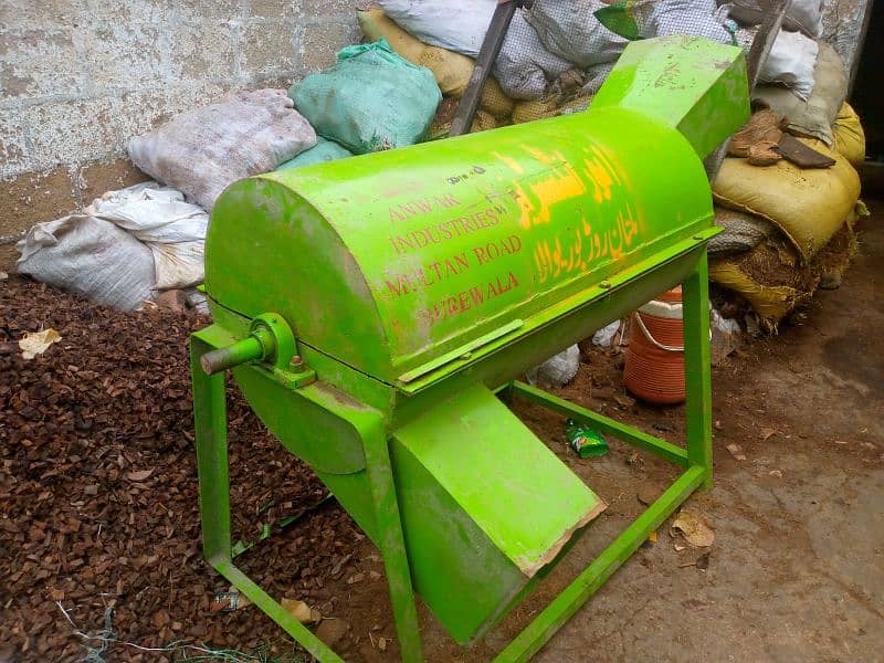 Thresher machine for coconut powder and fiber 1