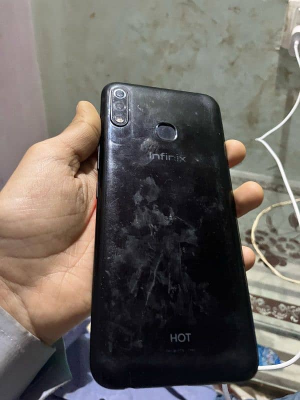 Infinix hot 8 lite 1