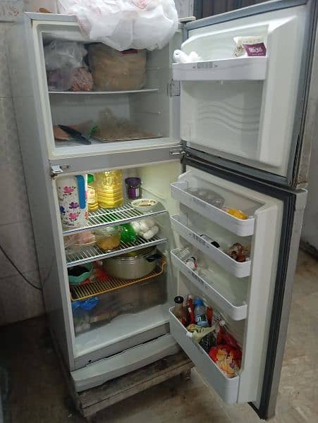 Dawlance refrigerator 1