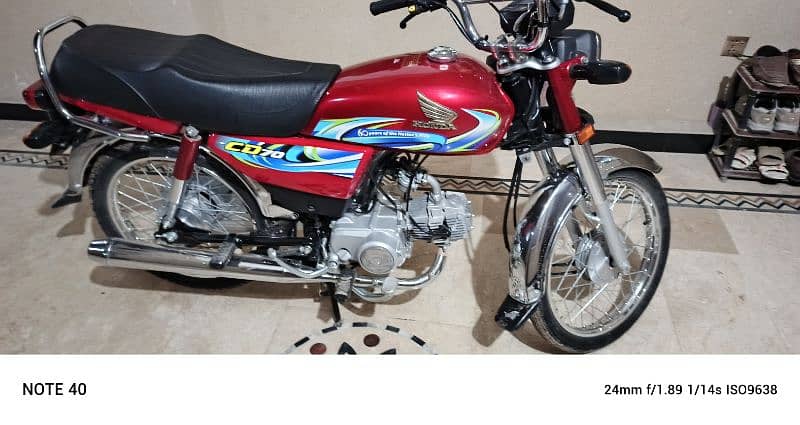 Honda  CD 70 is for sale 4