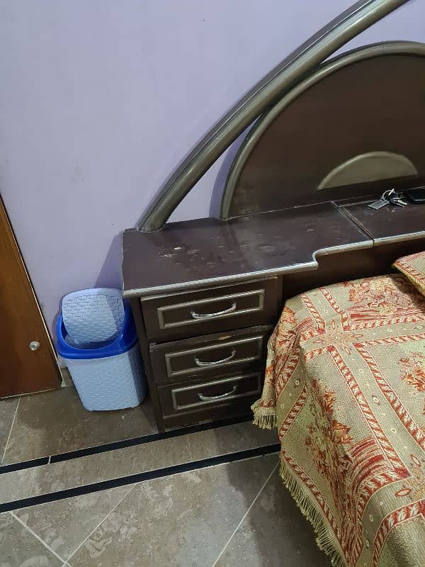 Bed for Sale in Multan Gulgust 2