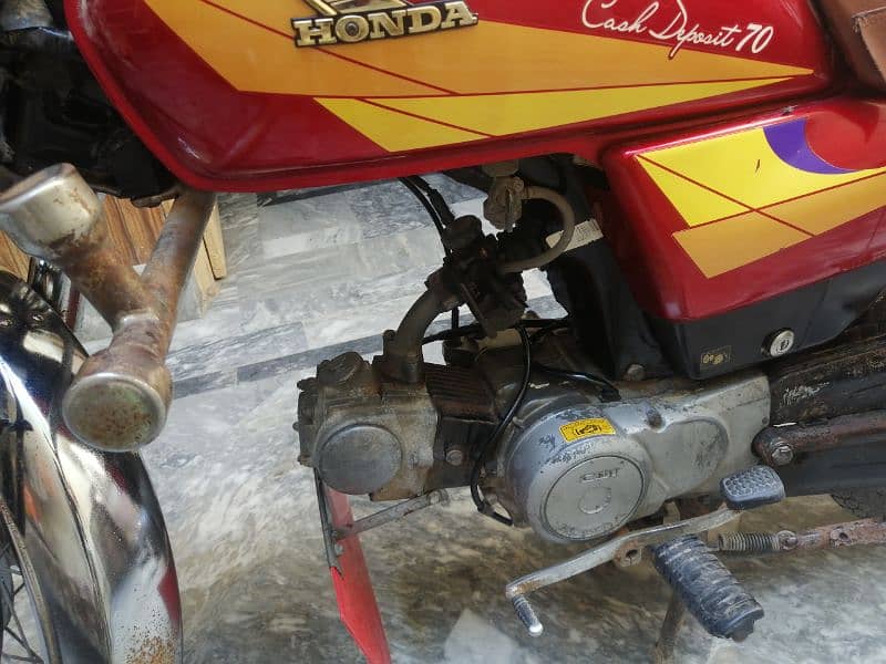 Honda CD 70, One Hand used, Engine 10/10 3