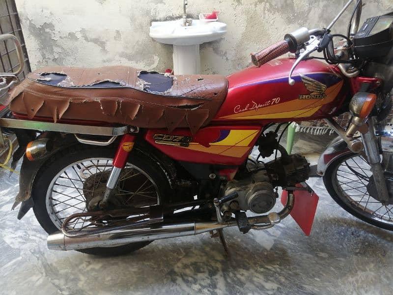 Honda CD 70, One Hand used, Engine 10/10 5