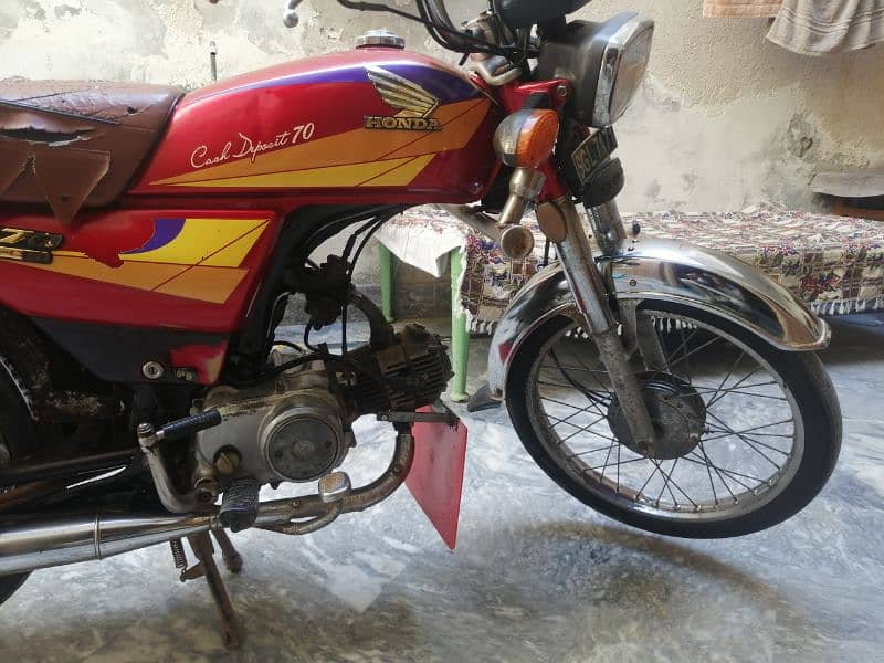 Honda CD 70, One Hand used, Engine 10/10 7