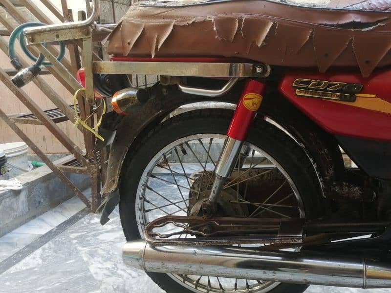 Honda CD 70, One Hand used, Engine 10/10 8