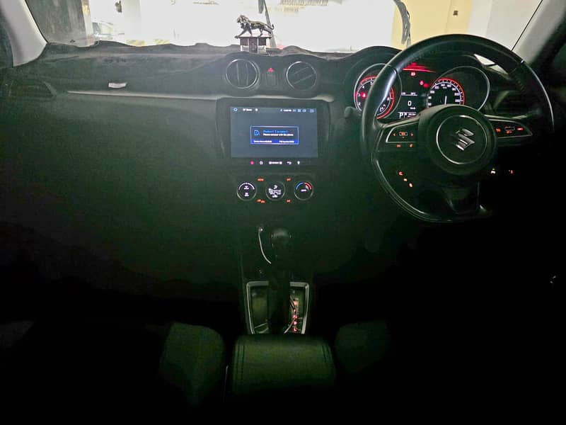 Suzuki Swift 2022 GLX CVT 0