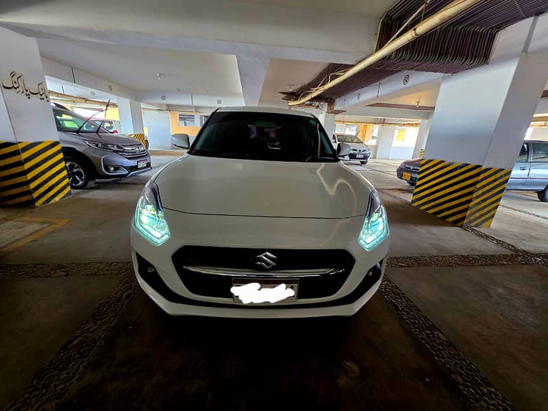 Suzuki Swift 2022 GLX CVT 2