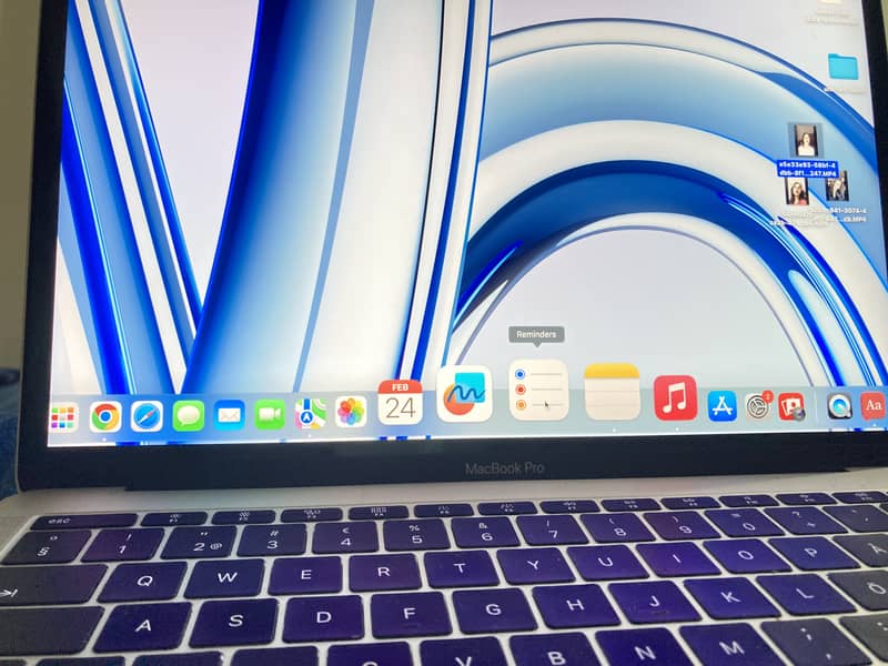 Apple macbook pro 2017 0