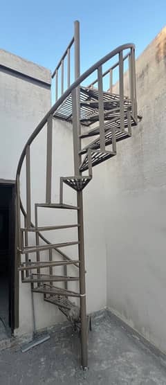 Round iron ladder