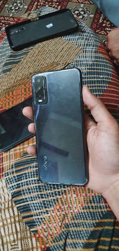 vivo y20 urgent sale 3