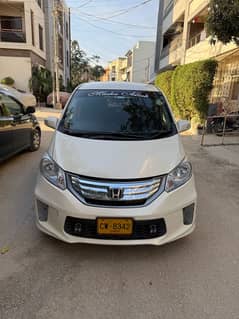 Honda Freed 2012 model registration 2017 on my name