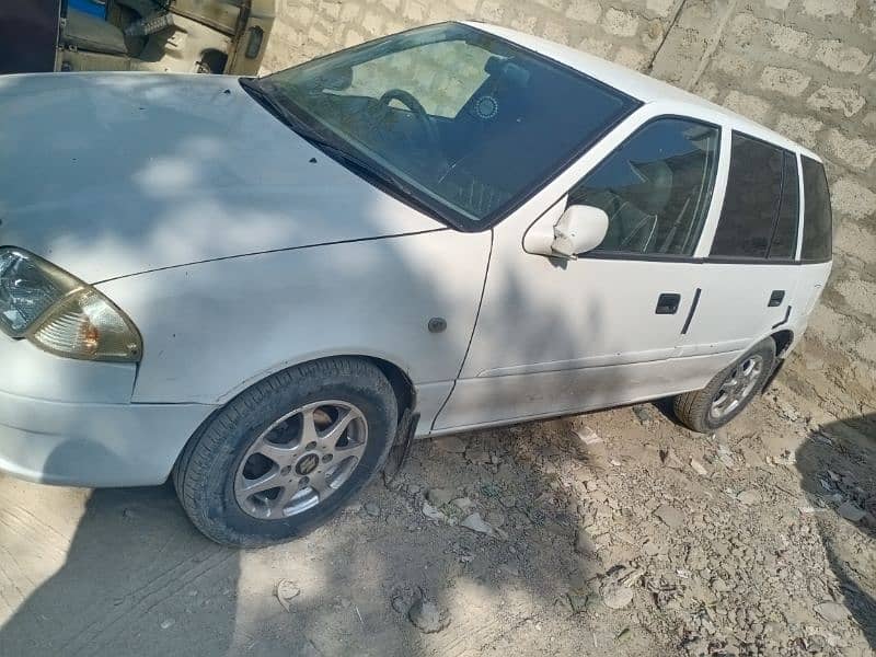 Suzuki Cultus 2016 1