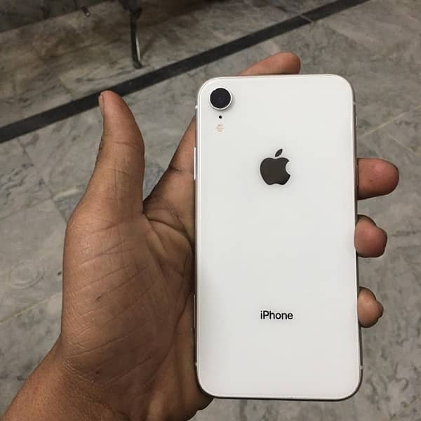 iPhone XR all ohk no any fault non pta 64 gb Face ID ohk True Tone ohk 6