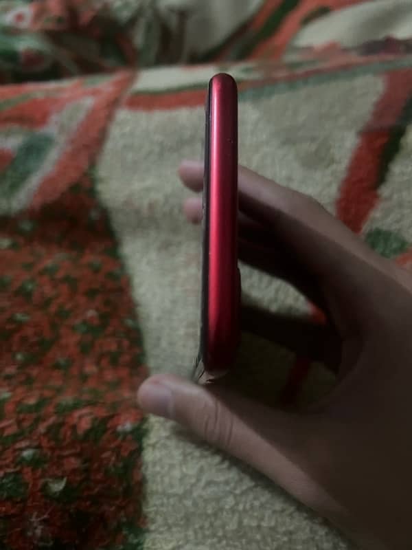 iPhone 8plus red edition 4