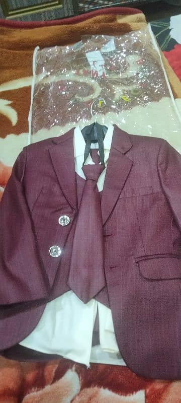 3 piece boy suit 1