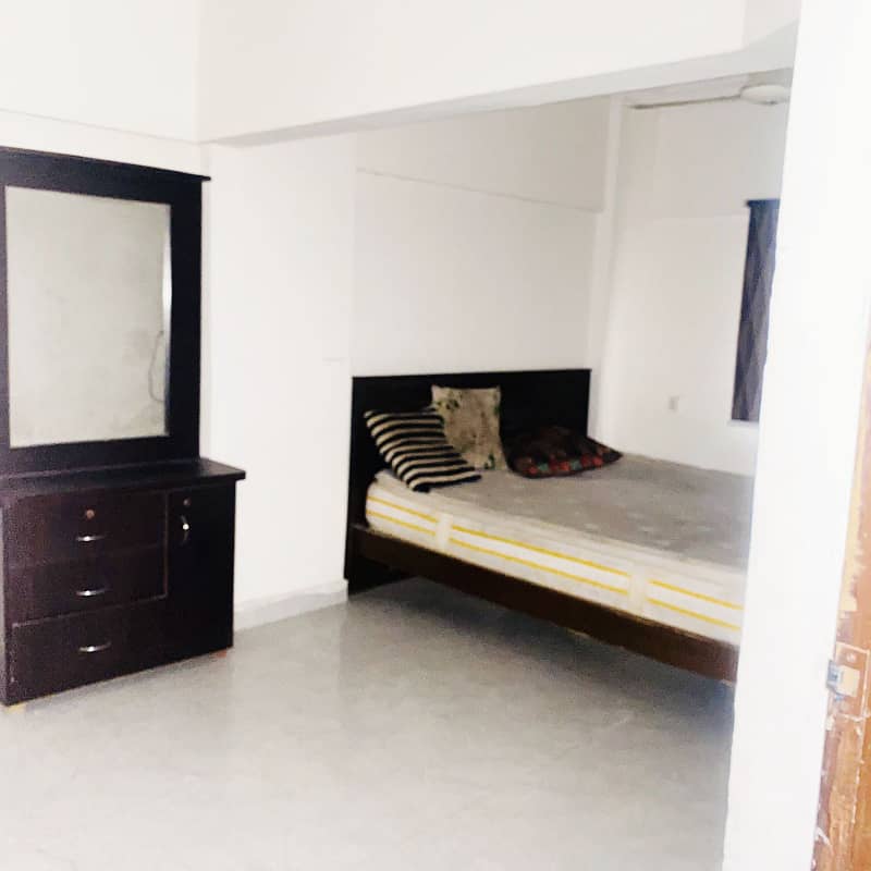 Defence DHA phase 5 badar commercial Furnished 2 bed D D apartment available for rent 7