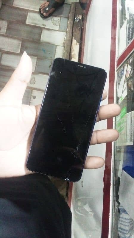 vivo Y85a Only Mobile 4/64 glass crack 2