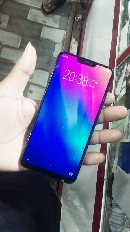 vivo Y85a Only Mobile 4/64 glass crack 3