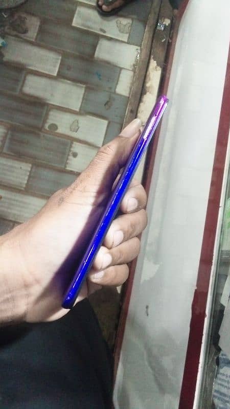 vivo Y85a Only Mobile 4/64 glass crack 5