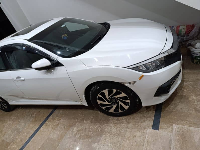 Honda Civic Oriel 2018 3