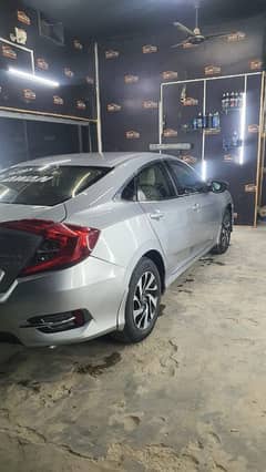 Honda Civic Oriel 2018/2019