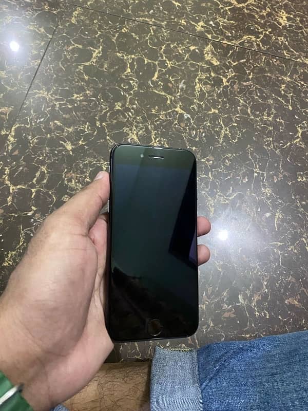 iphone 8 Non PTA 64 Gb 5