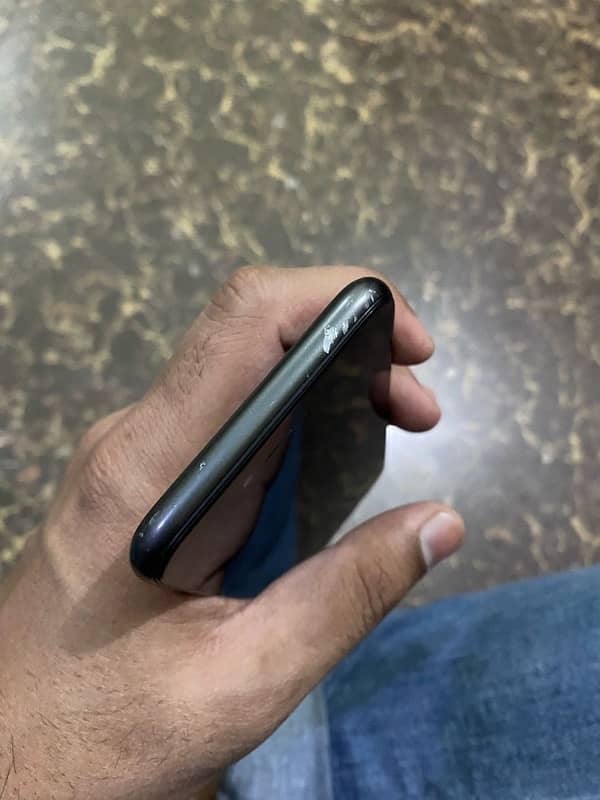 iphone 8 Non PTA 64 Gb 6