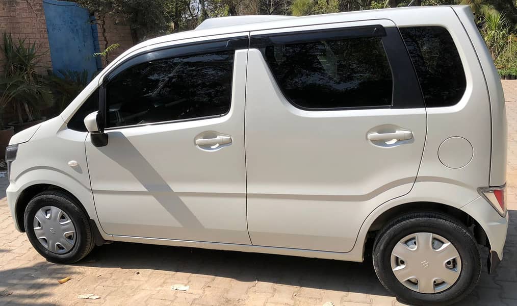 Suzuki Wagon R 2020 1