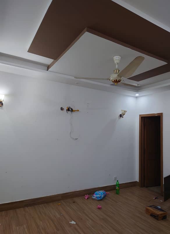 Beautiful 10 Marla 3 Bed Upper Portion For Rent in Eden City A- Block 0335-5779339 4