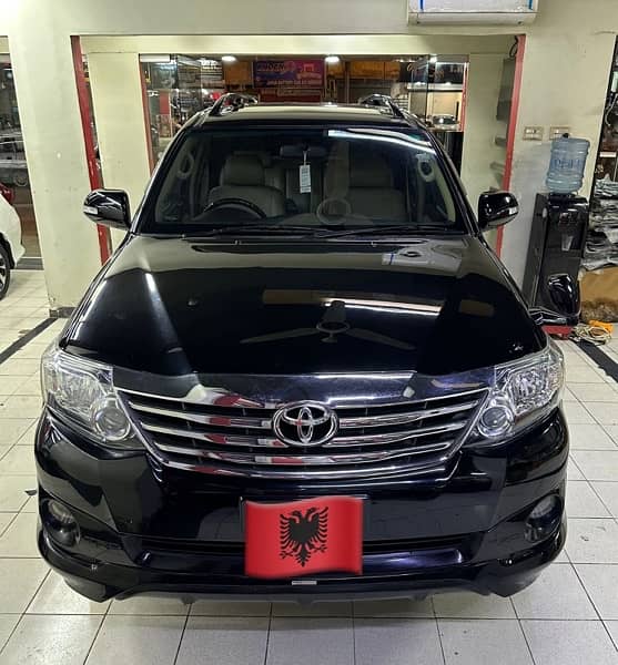 Toyota Fortuner V Trd Model 2016 0