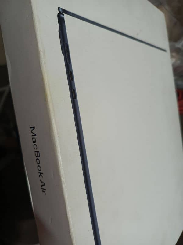 MacBook M2 Air 16/512 With box 6