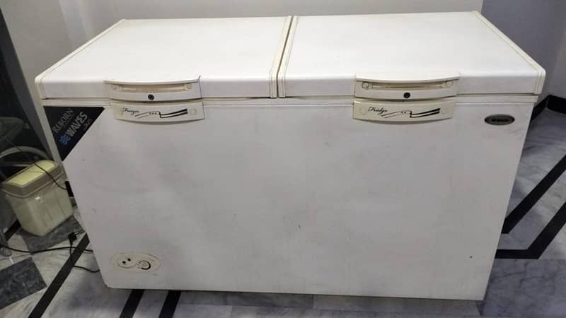 urgent sale freezer 0