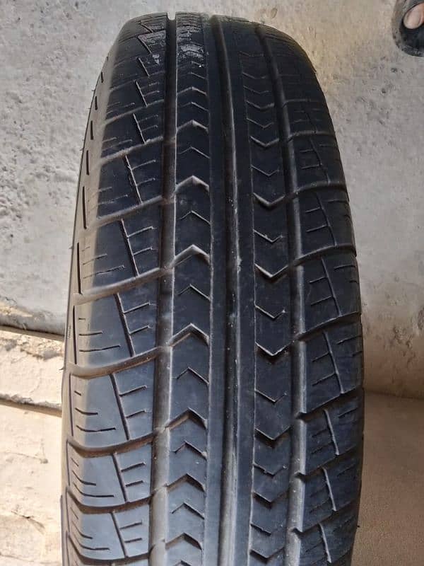 Tyre for sale 4